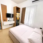 Eden Hotel Shëngjin