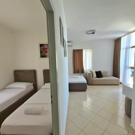 Eden Hotel Shëngjin