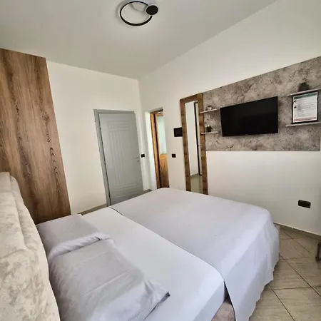Hotel Eden *
