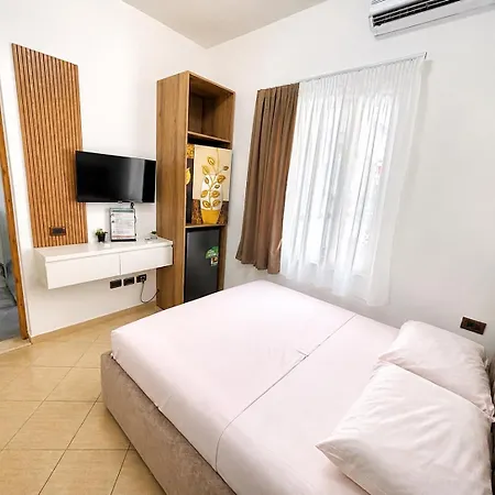 Eden Hotel Shëngjin