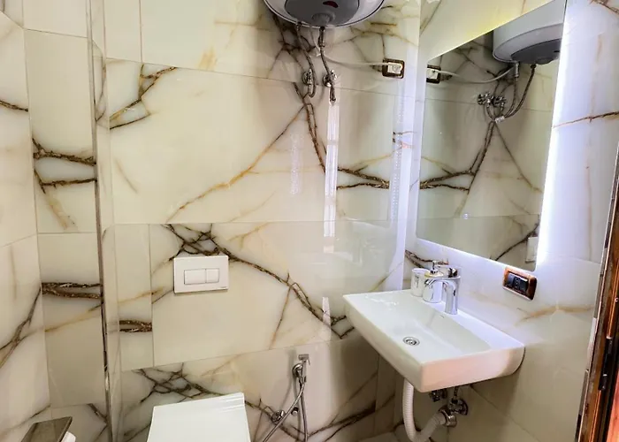 Eden Hotel Shëngjin